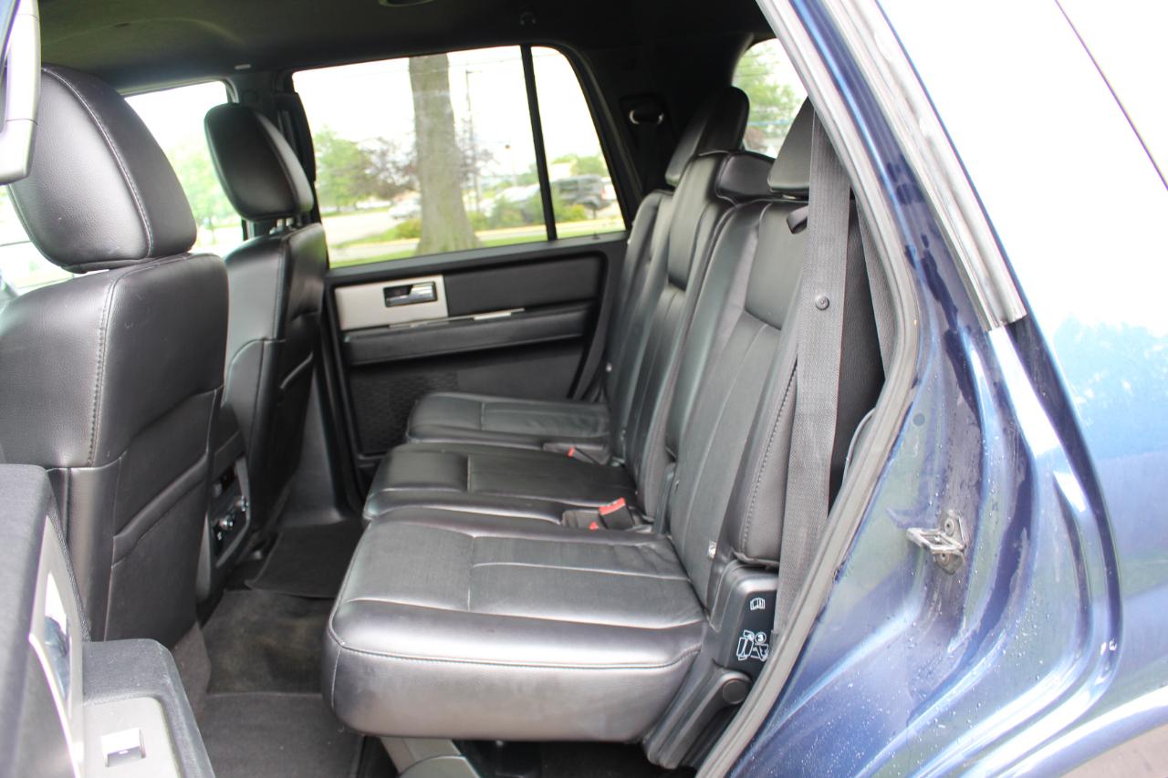 Ford Expedition XLT 4WD 2016