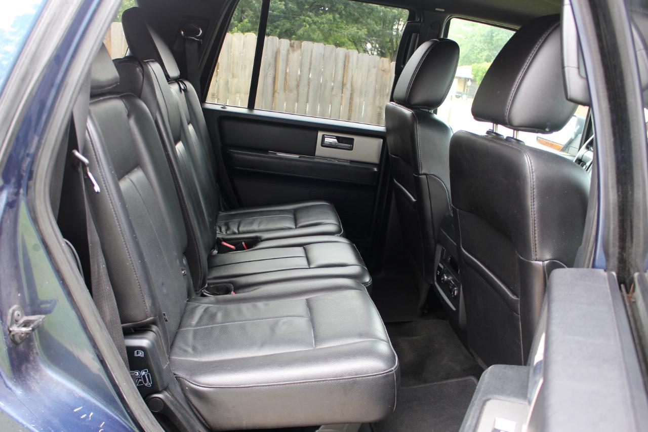 Ford Expedition XLT 4WD 2016
