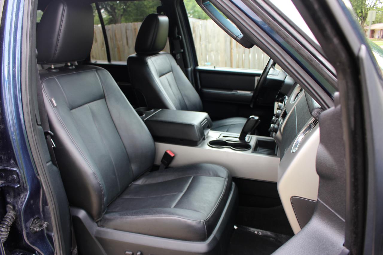 Ford Expedition XLT 4WD 2016