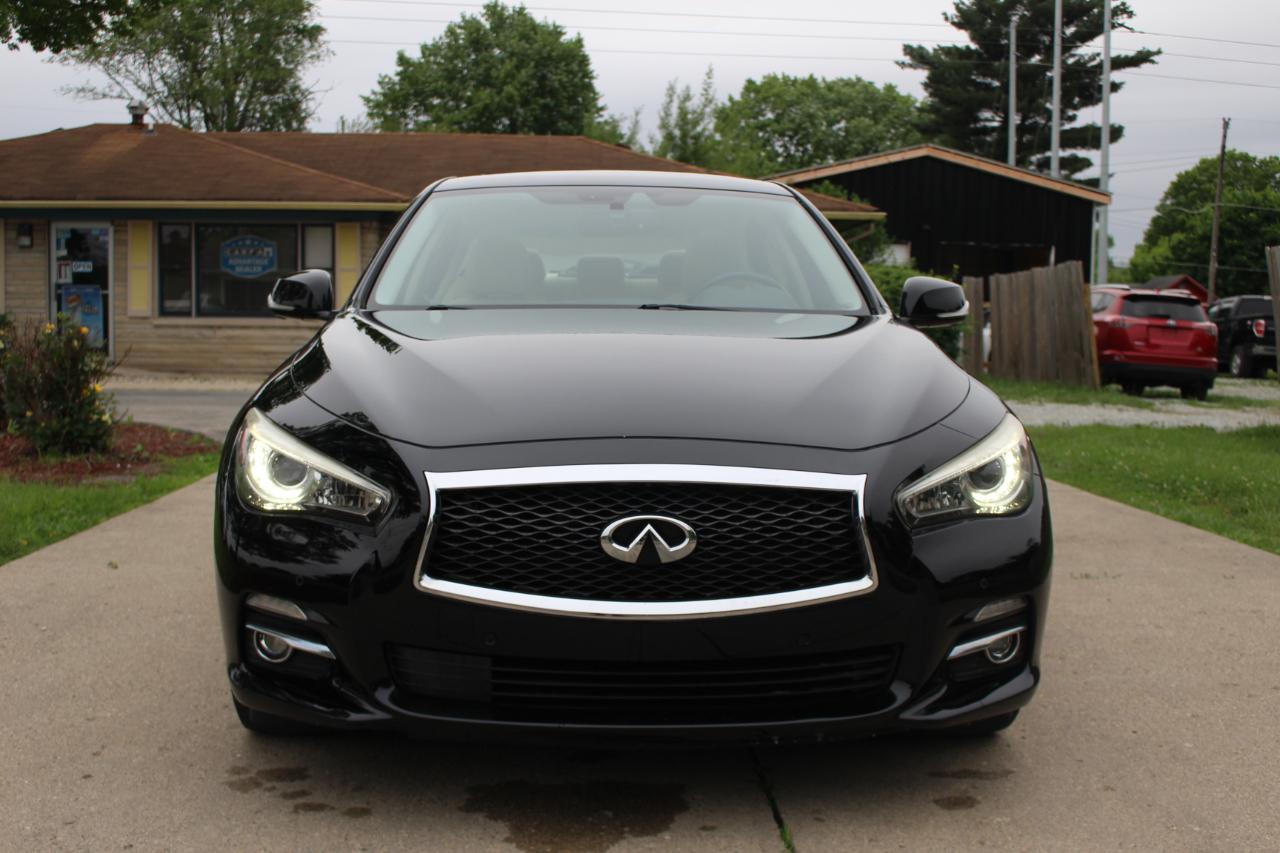 Infiniti Q50 Base AWD 2015