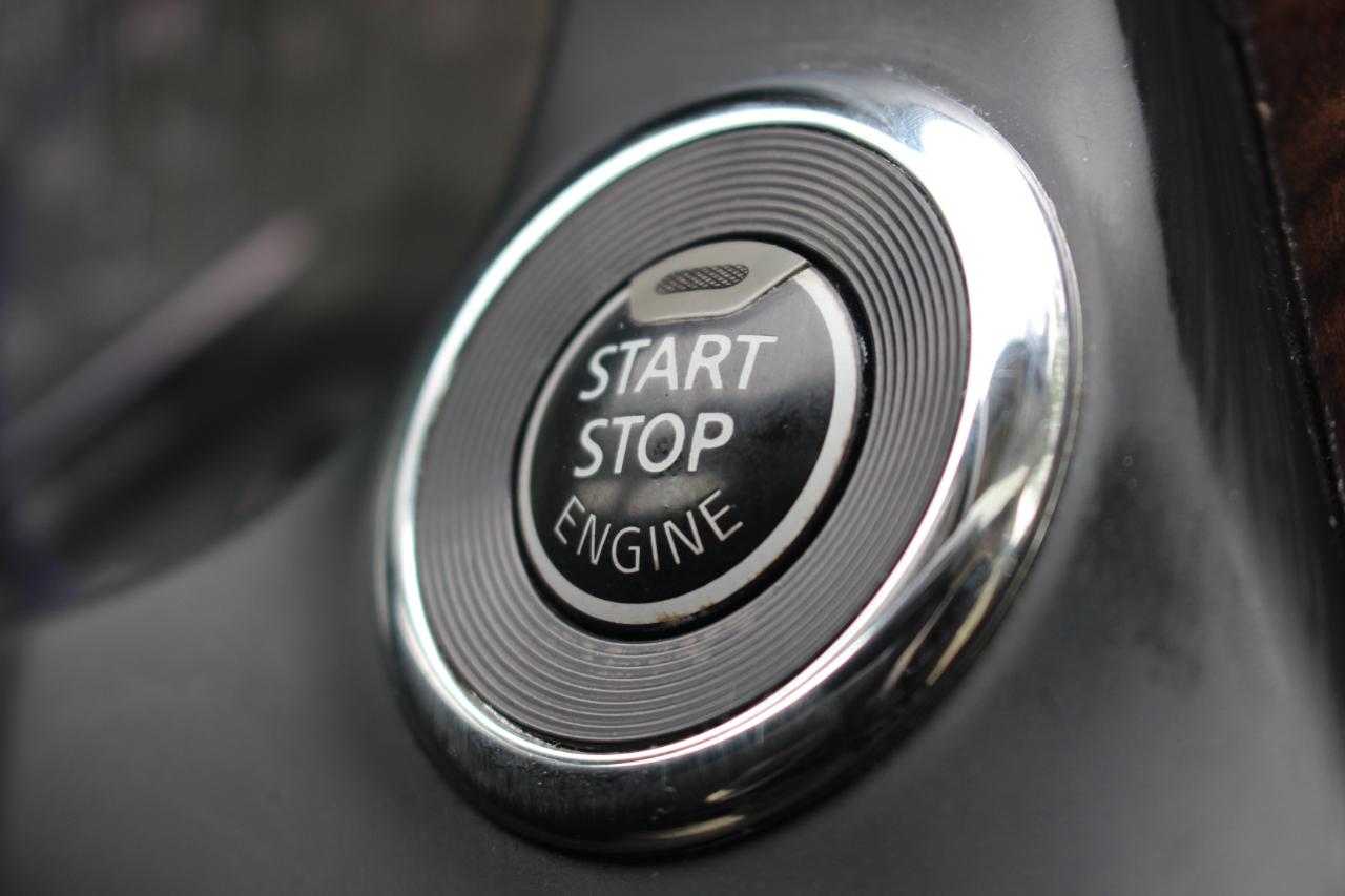 Infiniti Q50 Base AWD 2015