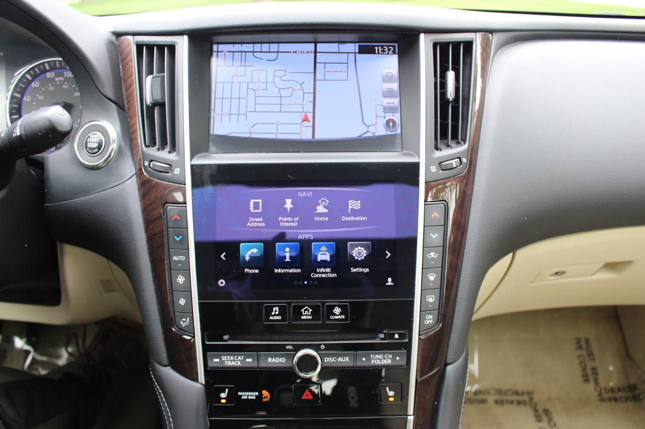 Infiniti Q50 Base AWD 2015