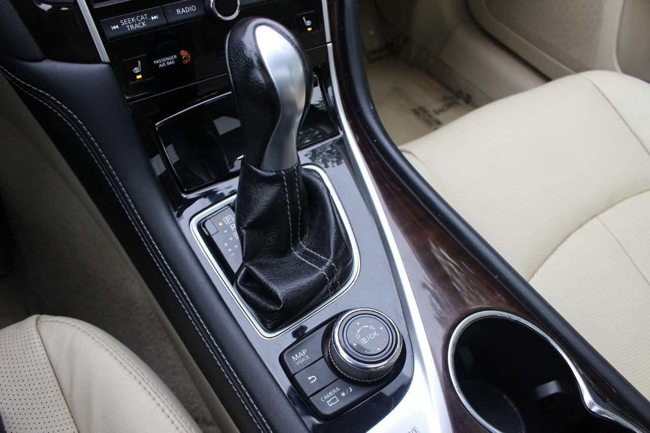 Infiniti Q50 Base AWD 2015
