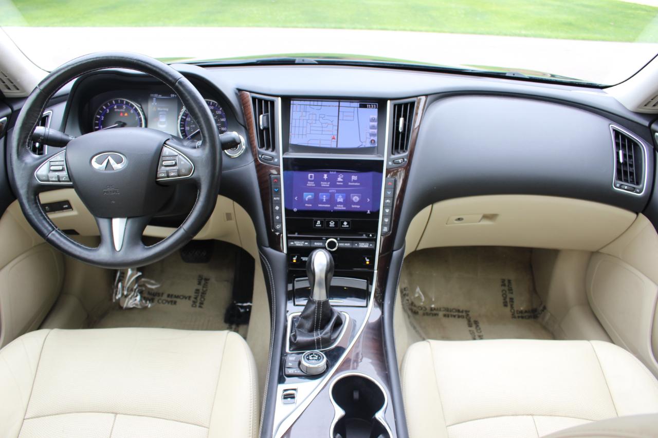 Infiniti Q50 Base AWD 2015