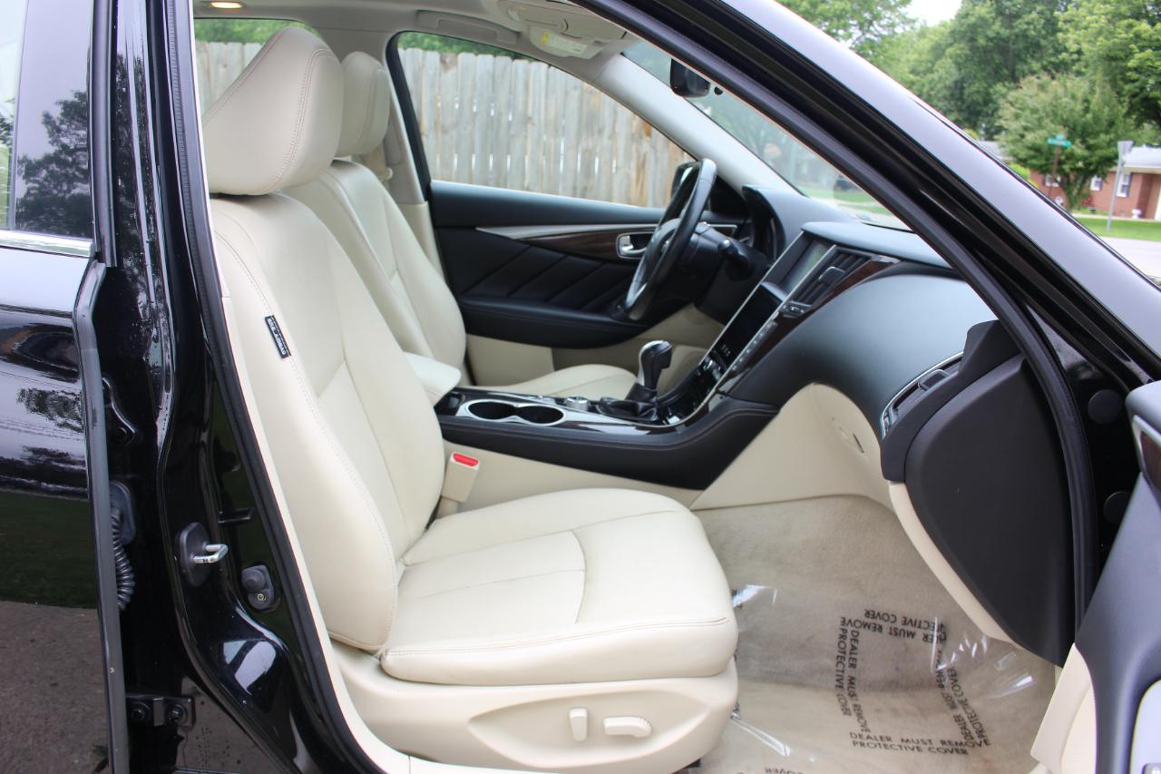 Infiniti Q50 Base AWD 2015