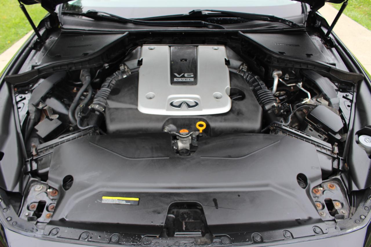 Infiniti Q50 Base AWD 2015