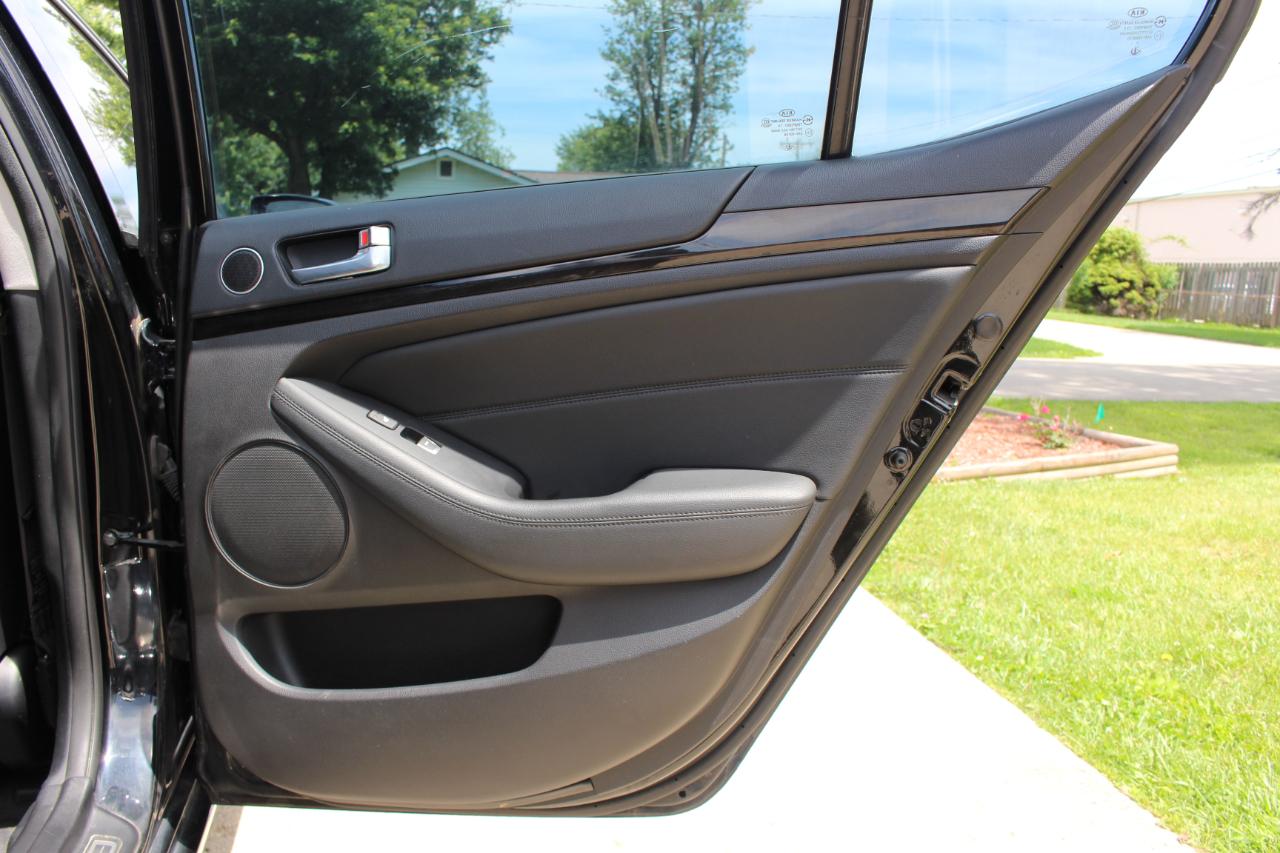 Kia Cadenza Limited 2014