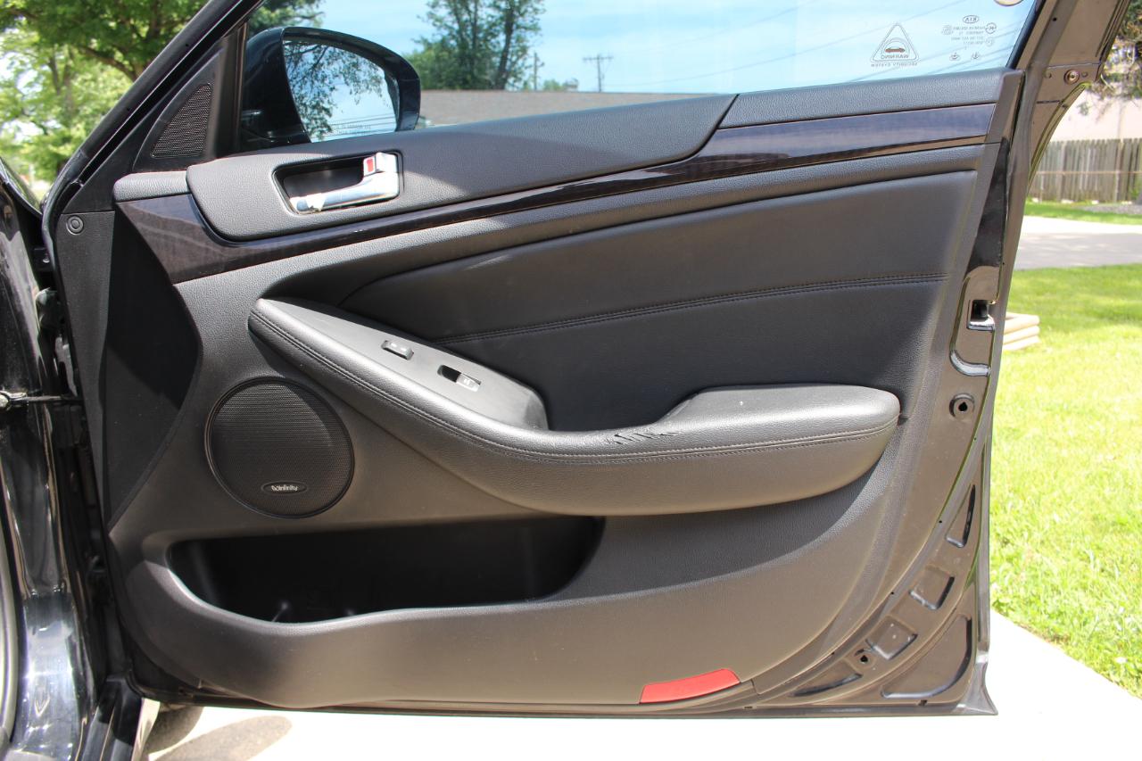 Kia Cadenza Limited 2014