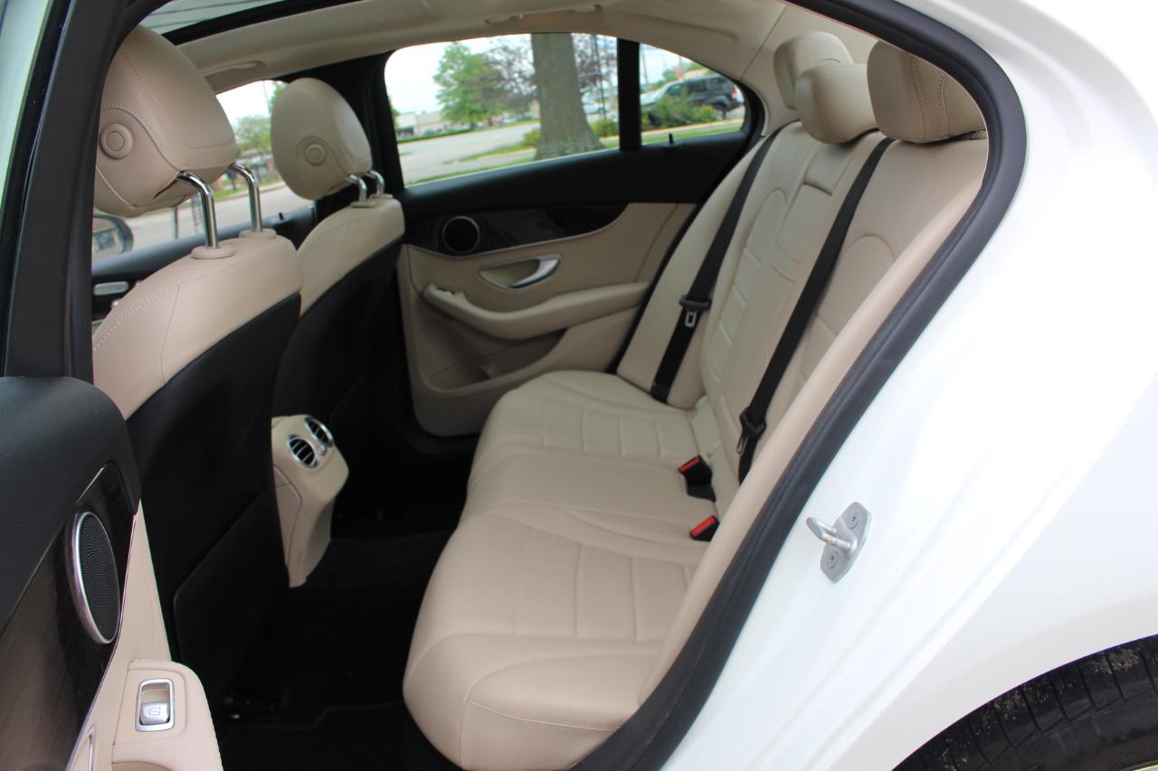 Mercedes-Benz C-Class C300 4MATIC Sedan 2016