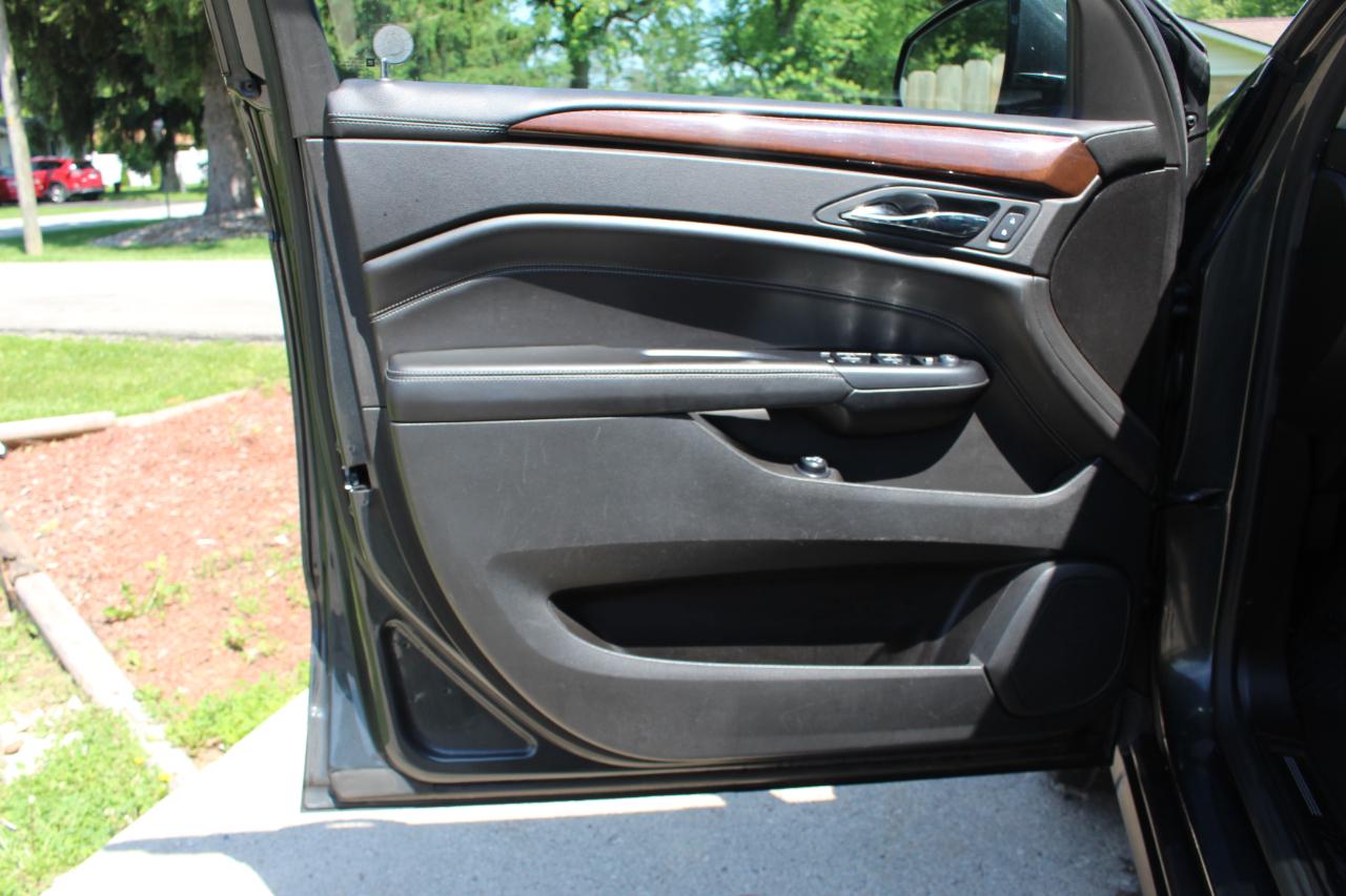 Cadillac SRX Luxury Collection FWD 2015