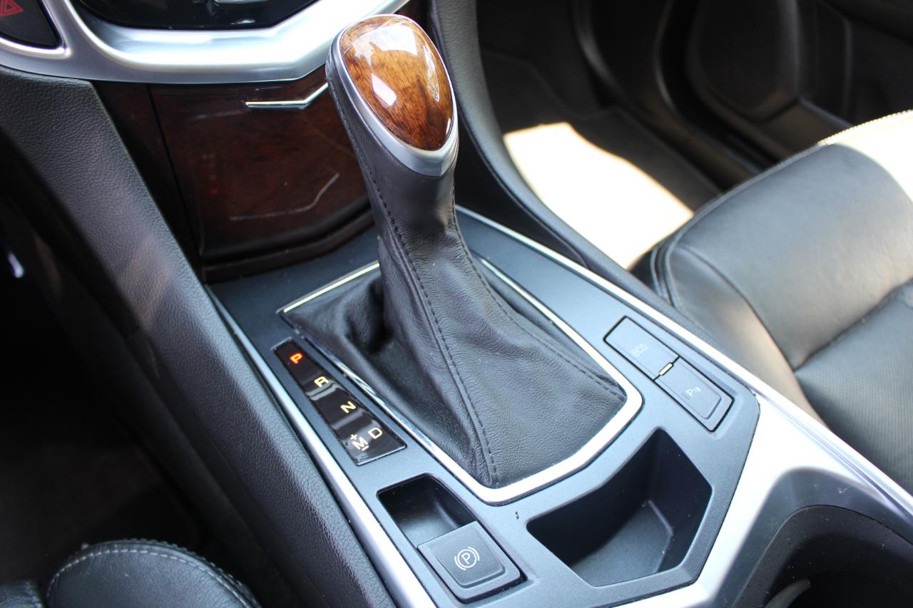 Cadillac SRX Luxury Collection FWD 2015