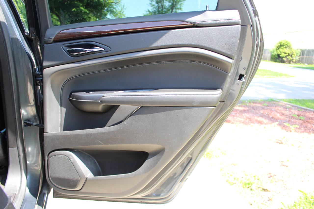 Cadillac SRX Luxury Collection FWD 2015