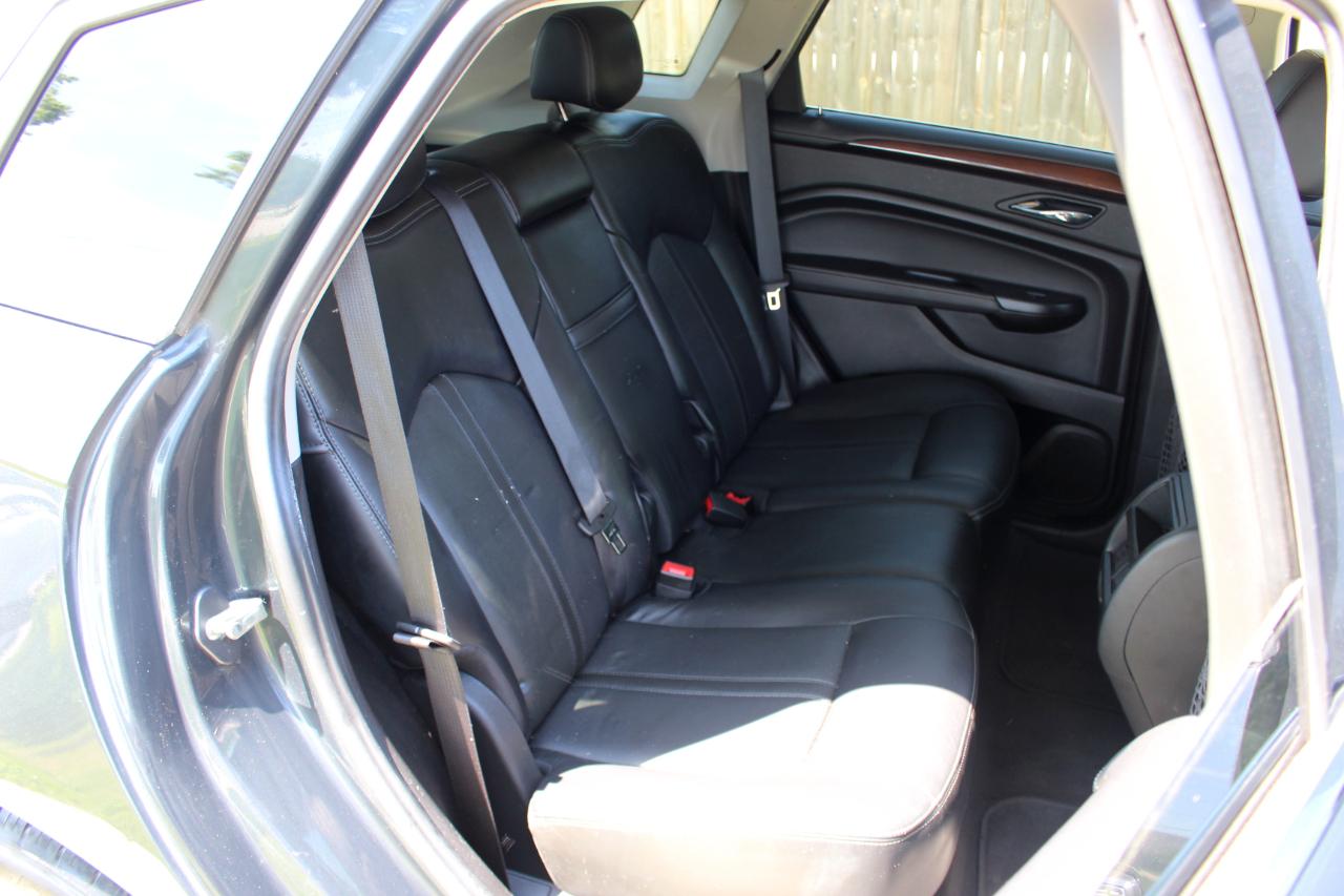 Cadillac SRX Luxury Collection FWD 2015