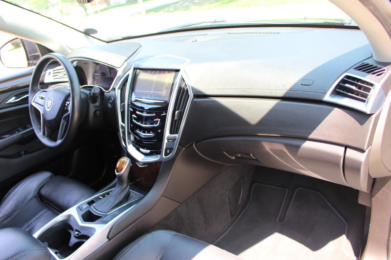 Cadillac SRX Luxury Collection FWD 2015