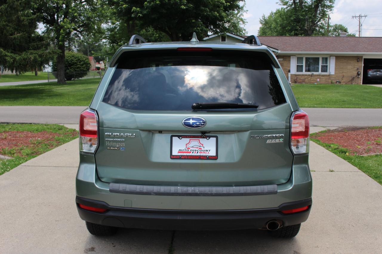 Subaru Forester 2.5i Limited 2017
