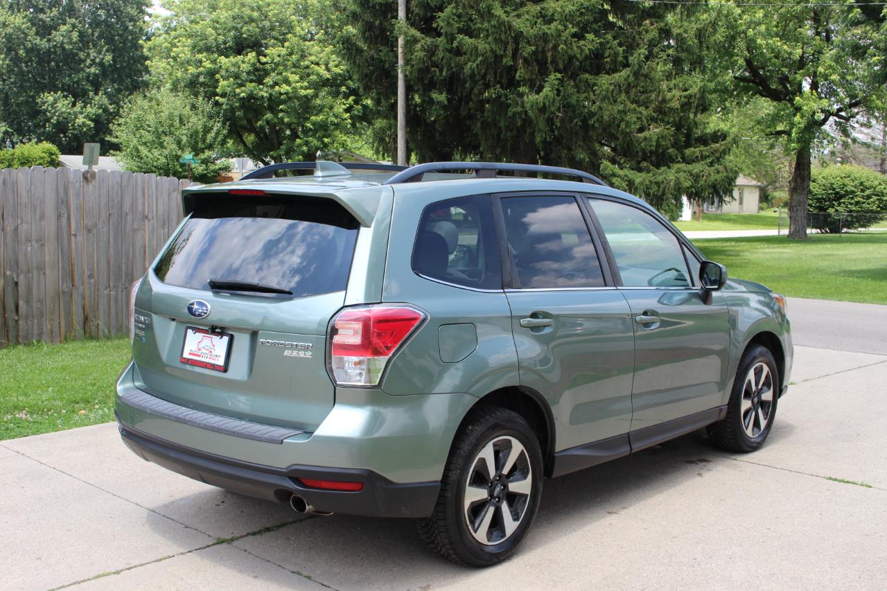 Subaru Forester 2.5i Limited 2017