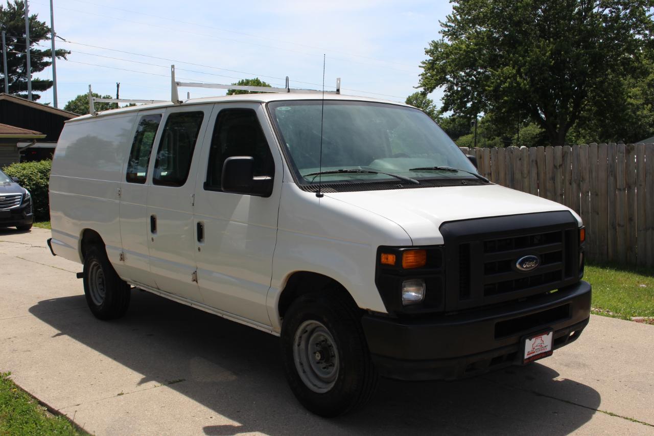Ford Econoline E-250 Extended 2009