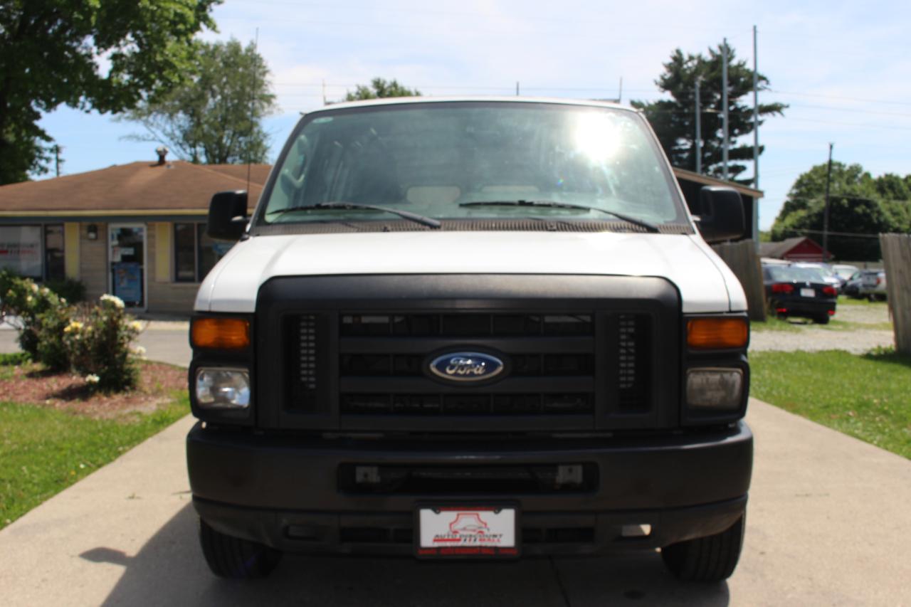 Ford Econoline E-250 Extended 2009