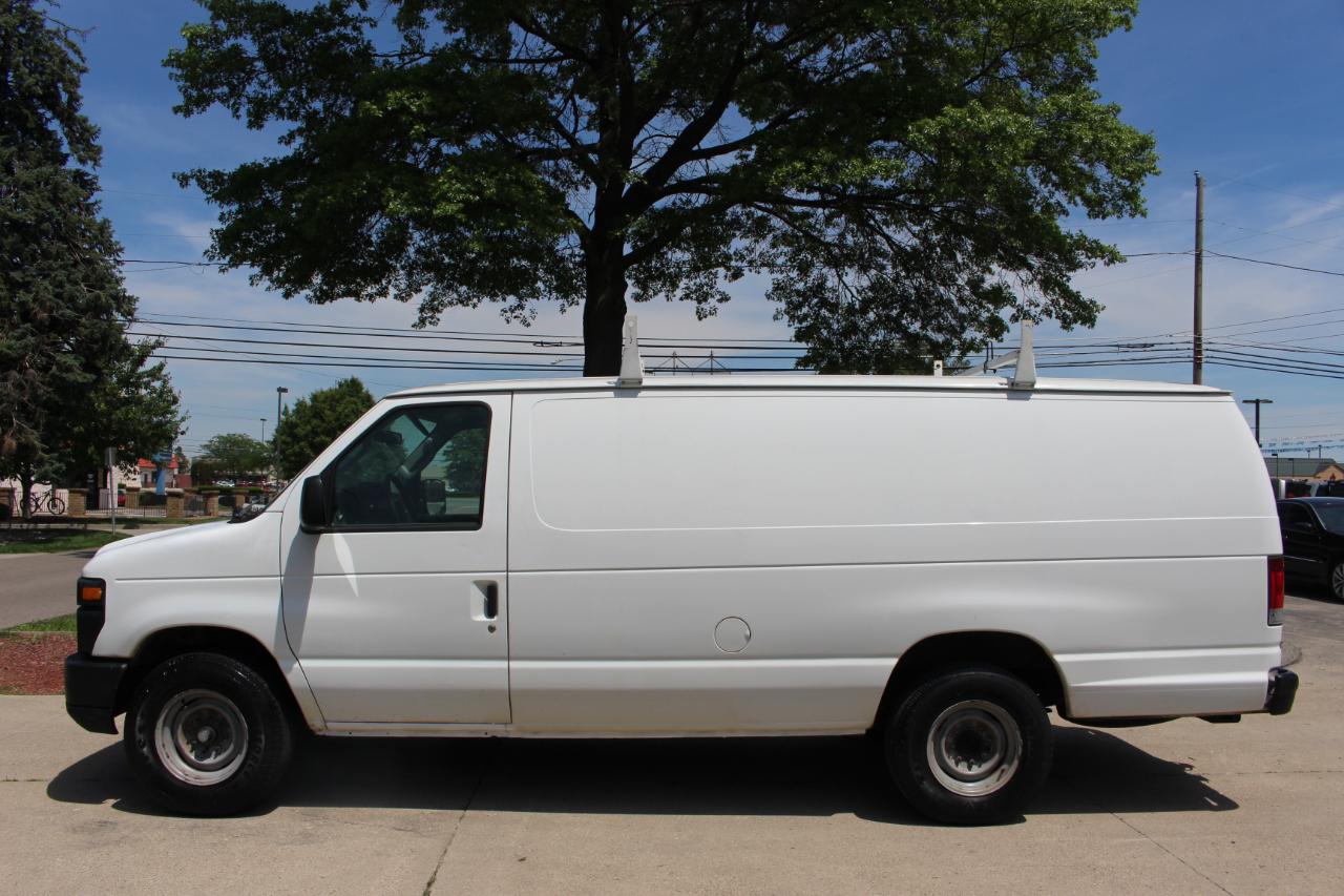 Ford Econoline E-250 Extended 2009