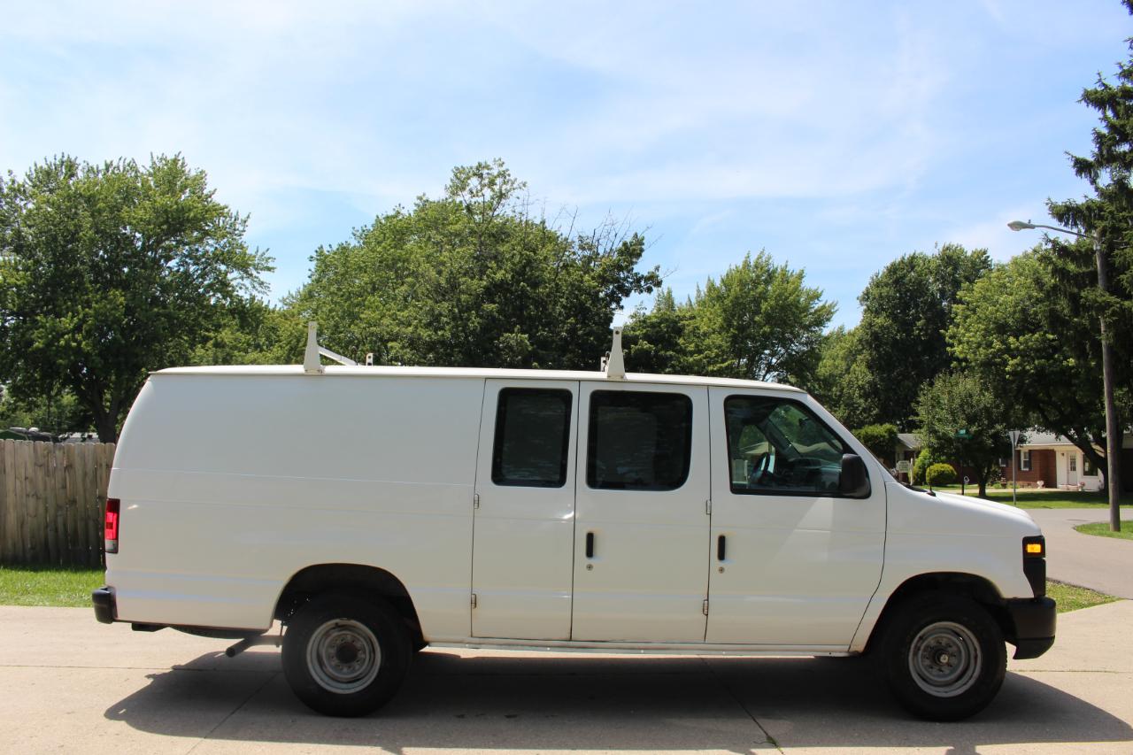 Ford Econoline E-250 Extended 2009