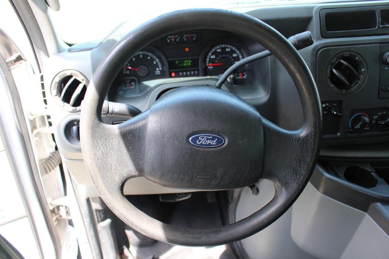 Ford Econoline E-250 Extended 2009