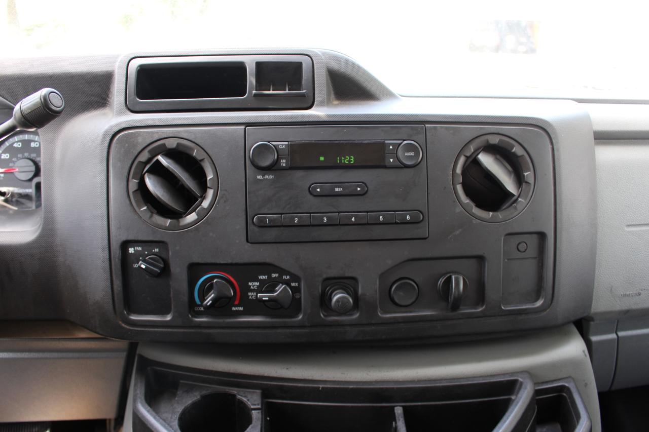 Ford Econoline E-250 Extended 2009