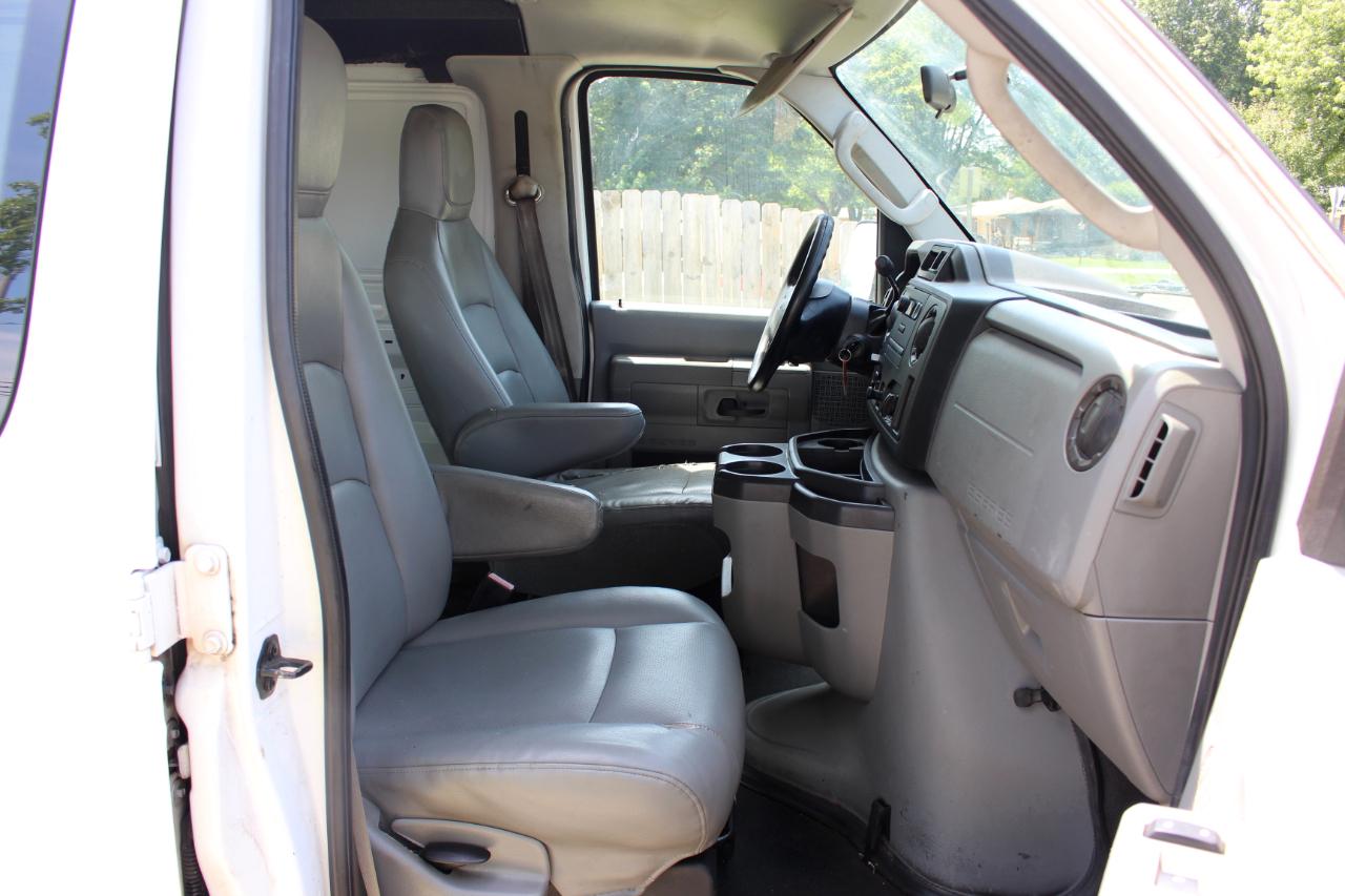 Ford Econoline E-250 Extended 2009
