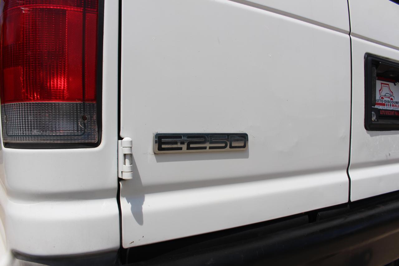 Ford Econoline E-250 Extended 2009