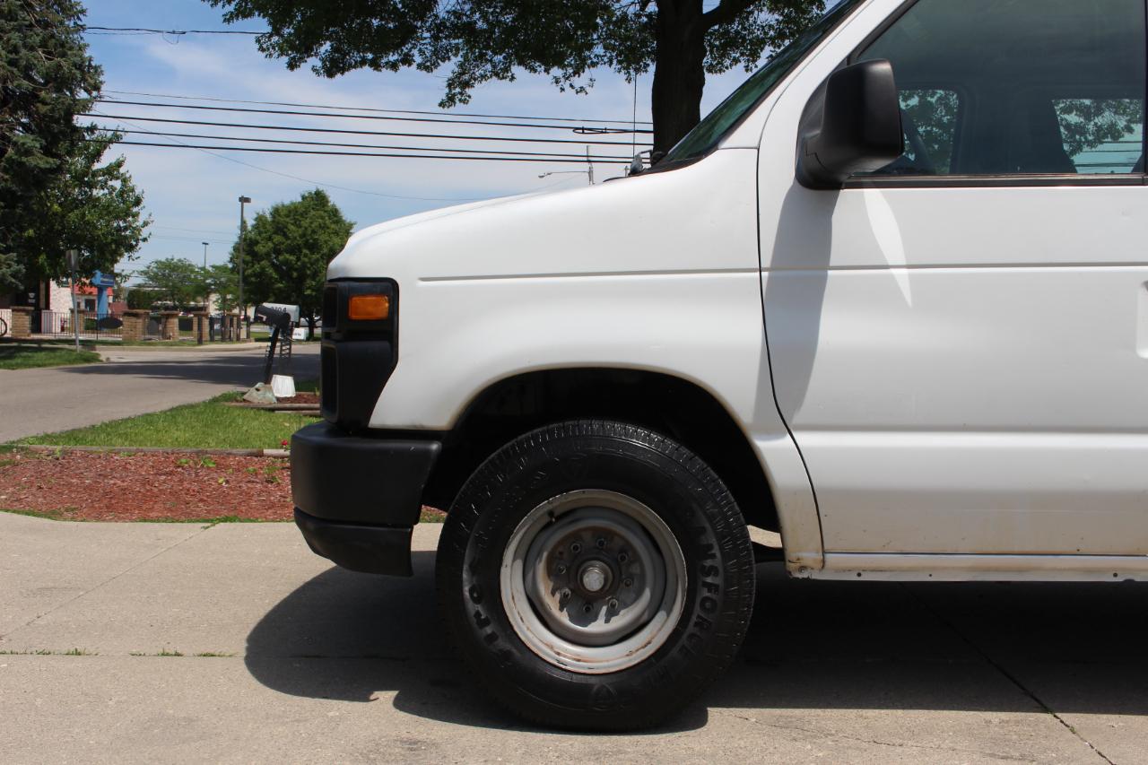 Ford Econoline E-250 Extended 2009
