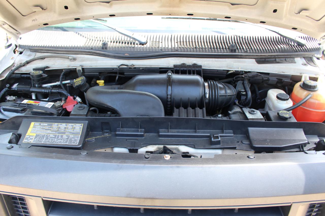Ford Econoline E-250 Extended 2009