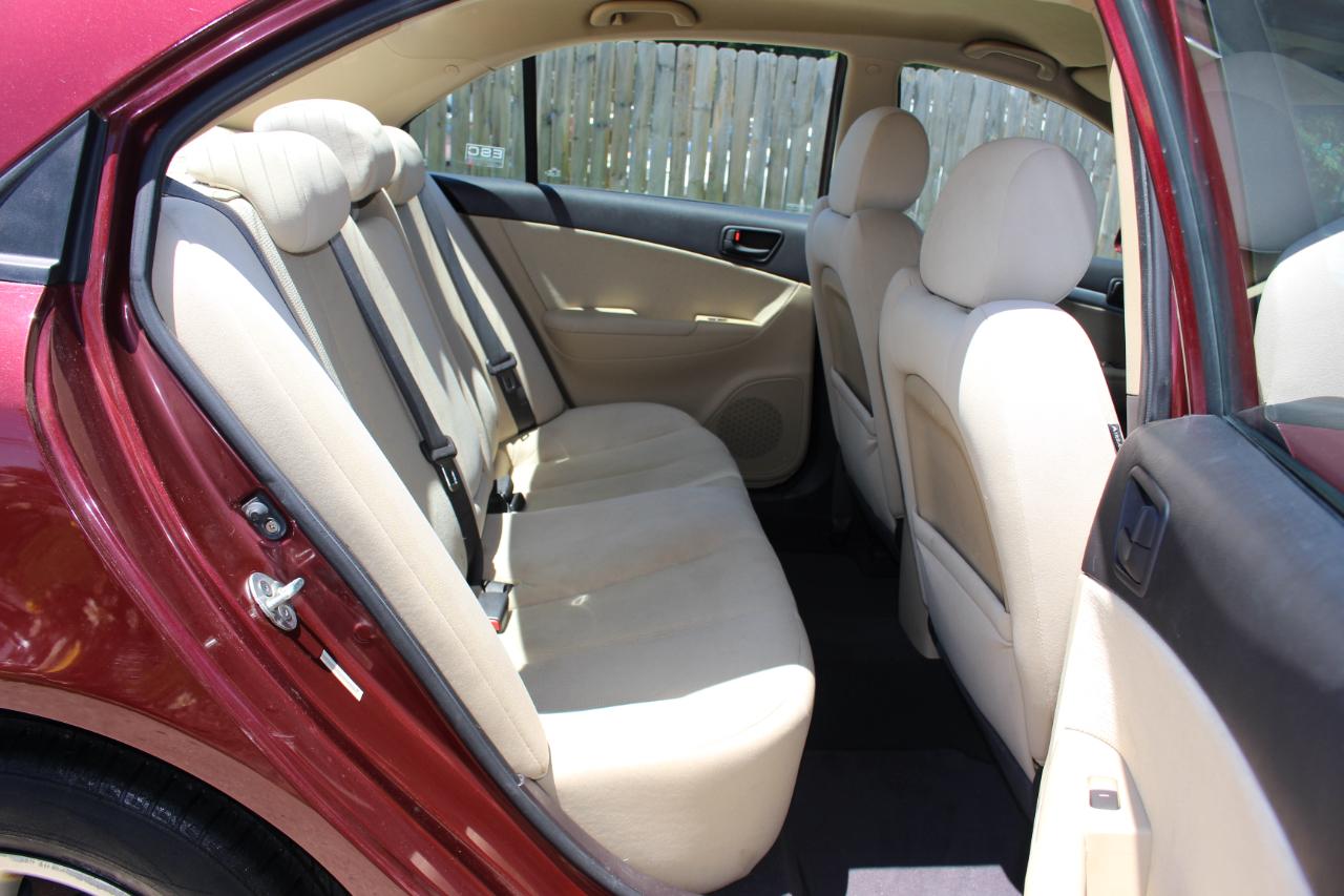 Hyundai Sonata GLS 2010