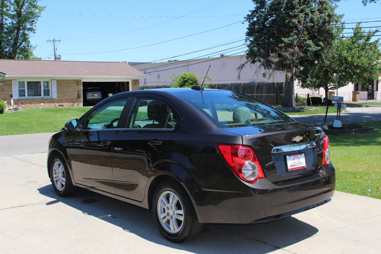 Chevrolet Sonic LT Auto Sedan 2016