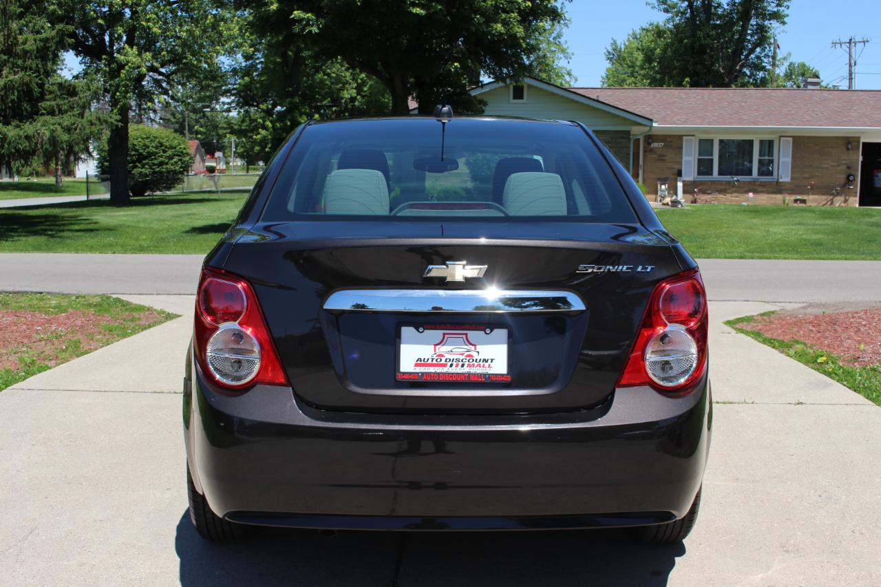 Chevrolet Sonic LT Auto Sedan 2016