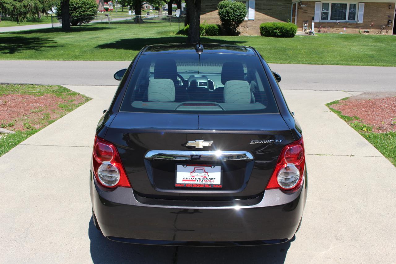 Chevrolet Sonic LT Auto Sedan 2016