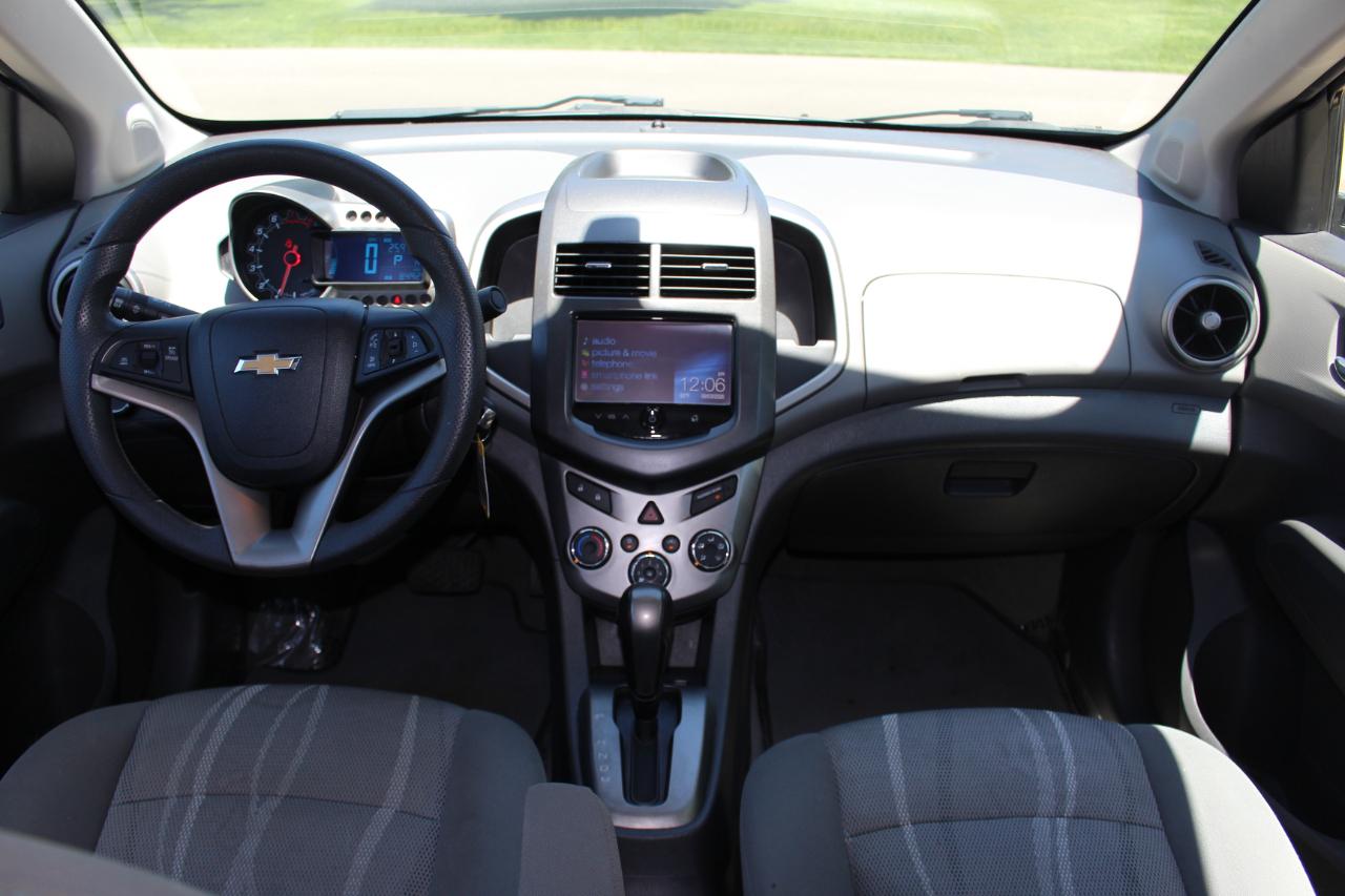 Chevrolet Sonic LT Auto Sedan 2016