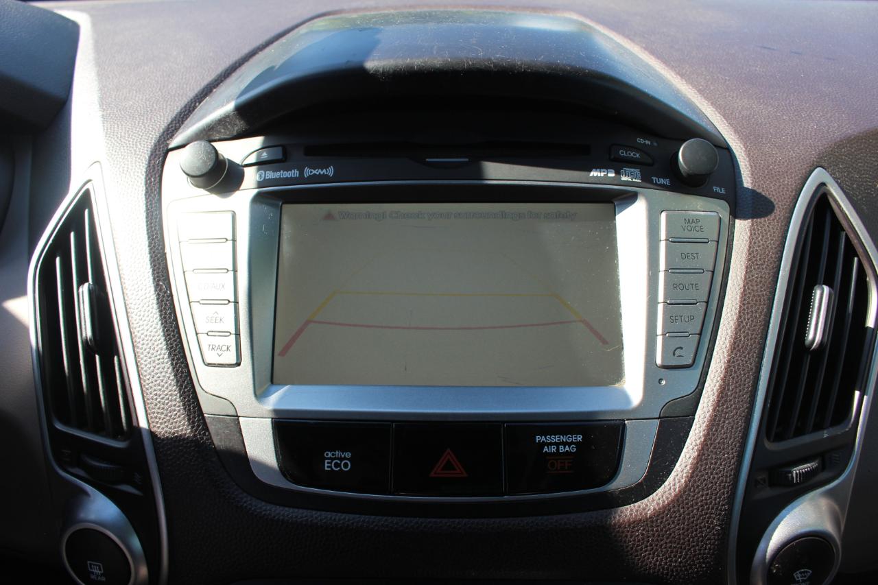 Hyundai Tucson Limited FWD 2012