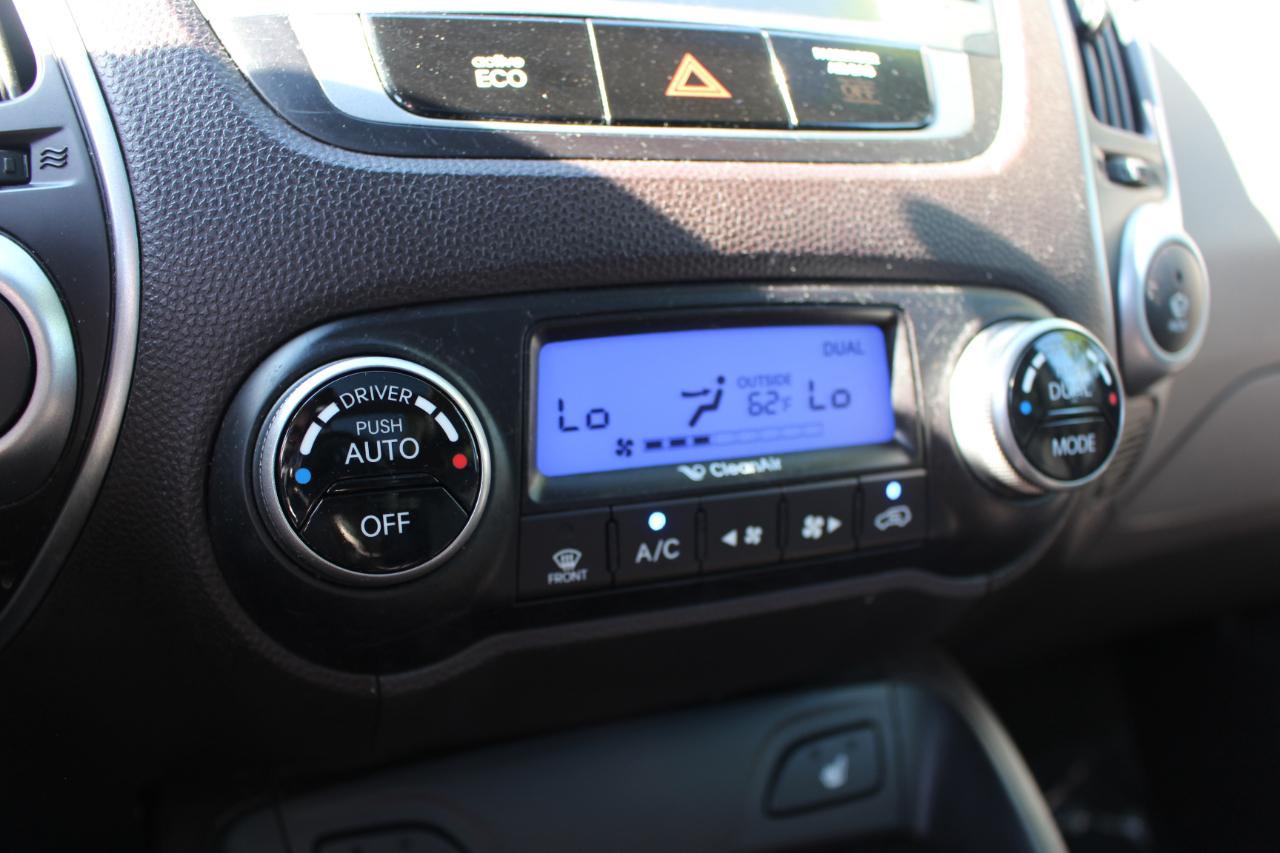Hyundai Tucson Limited FWD 2012