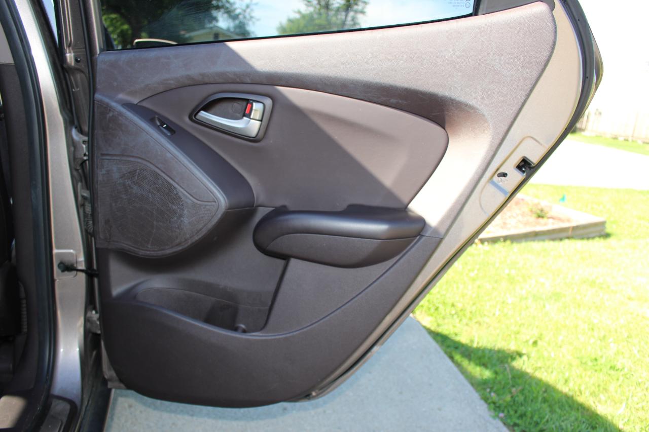 Hyundai Tucson Limited FWD 2012