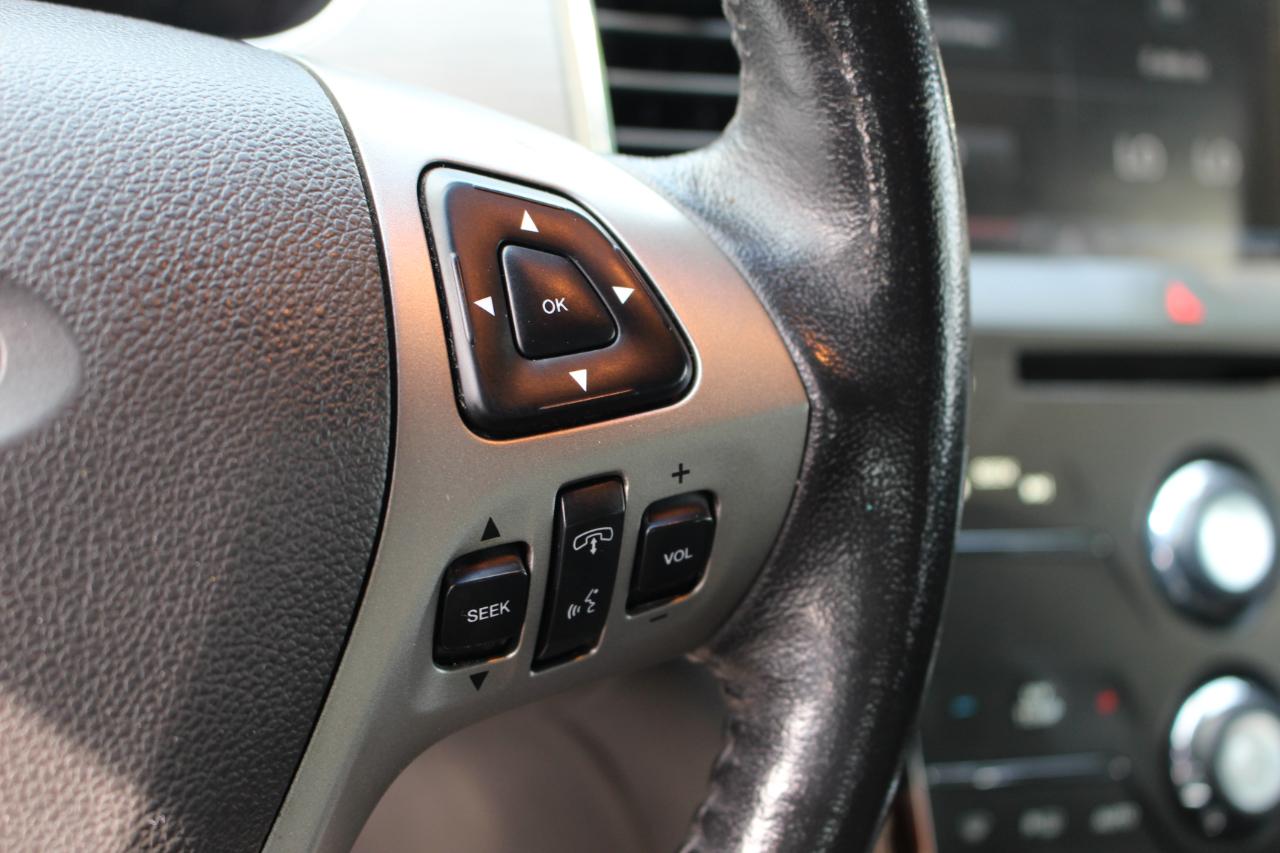 Ford Taurus SEL FWD 2014