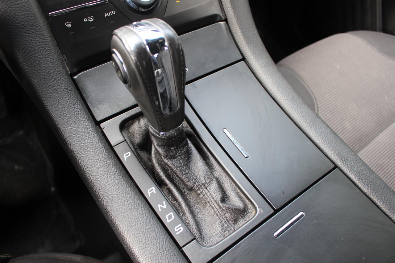 Ford Taurus SEL FWD 2014