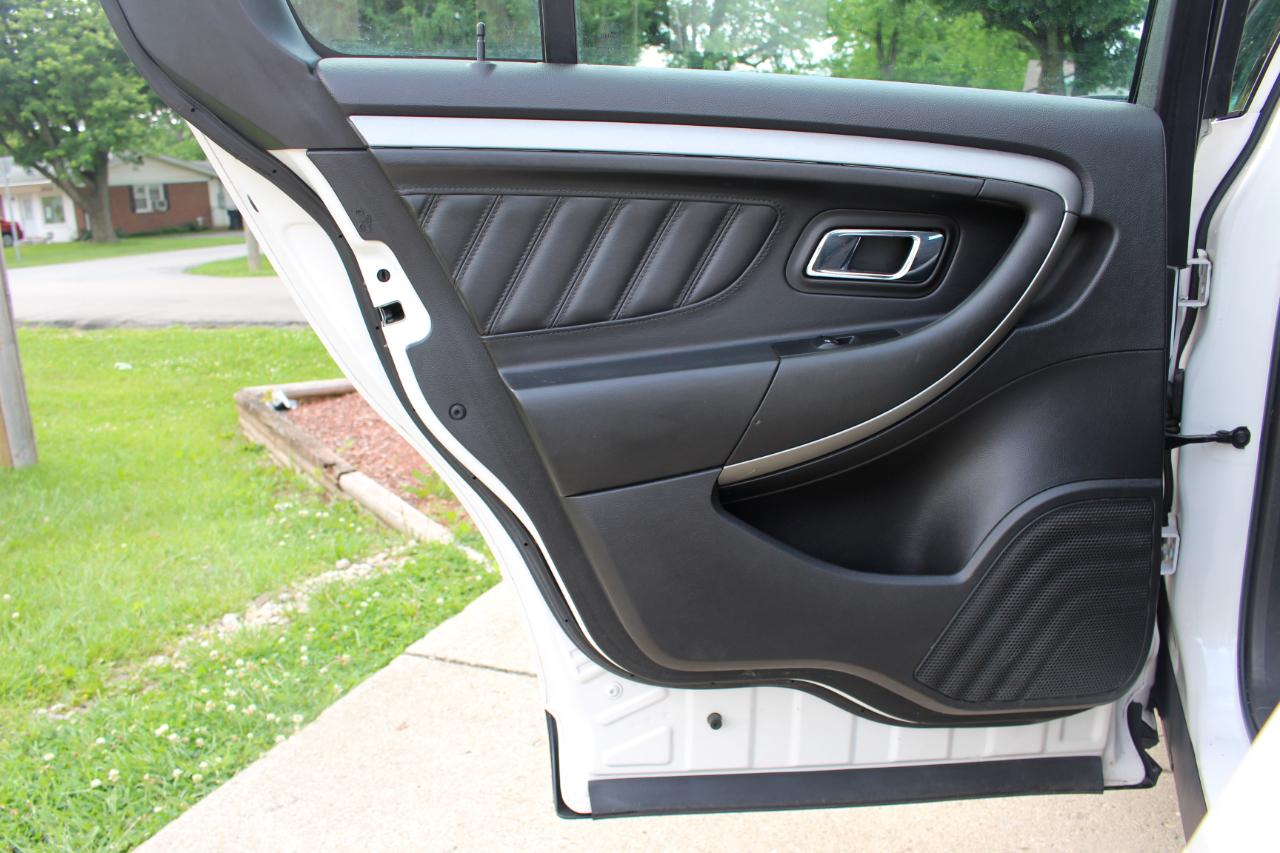 Ford Taurus SEL FWD 2014