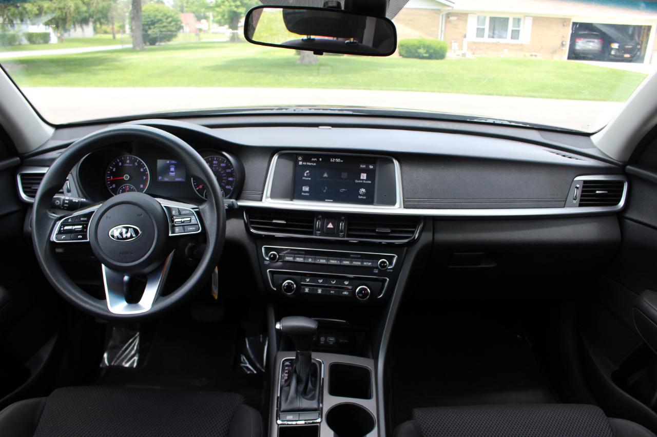 Kia Optima LX 2020