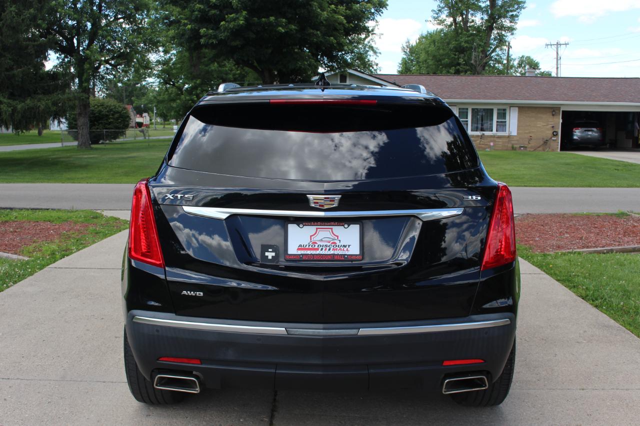Cadillac XT5 Base AWD 2018