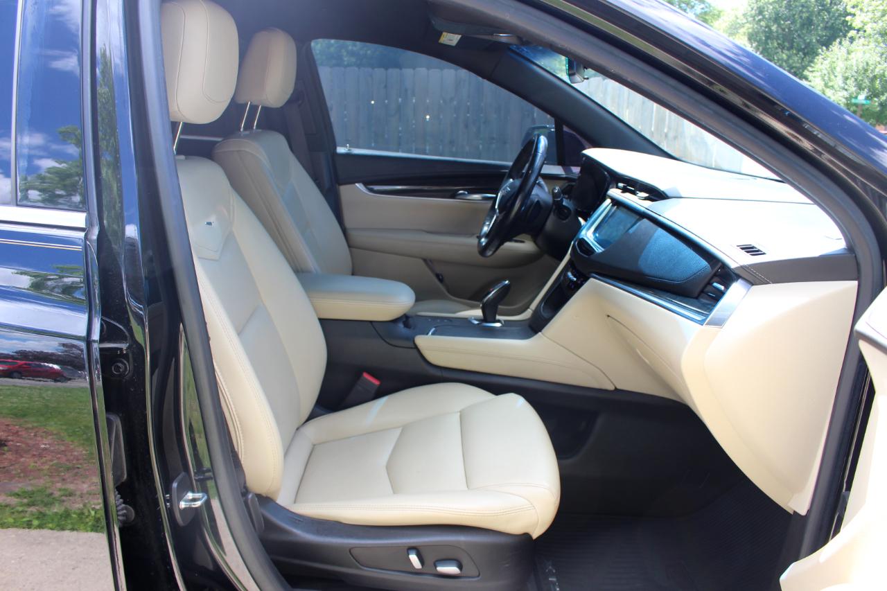 Cadillac XT5 Base AWD 2018