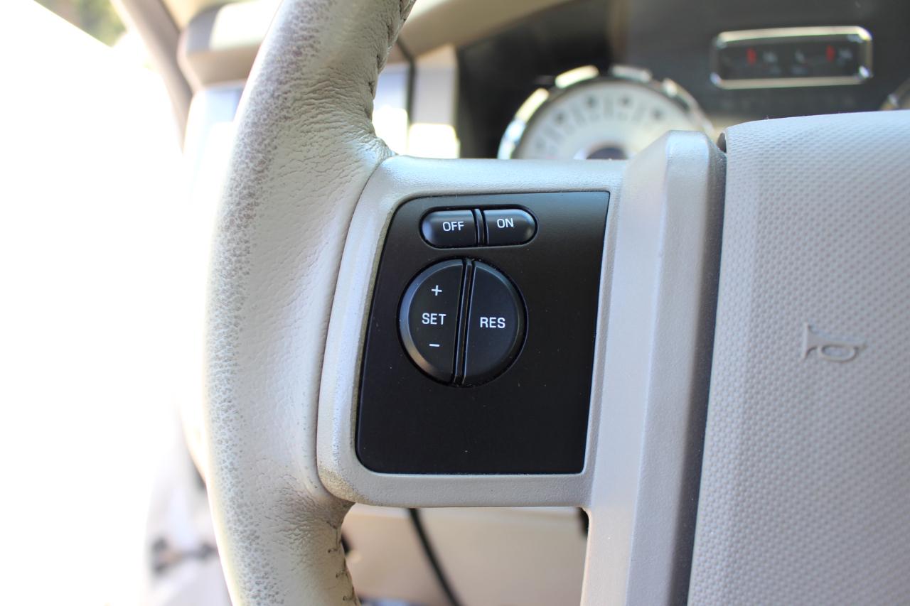 Ford Expedition Limited 4WD 2014