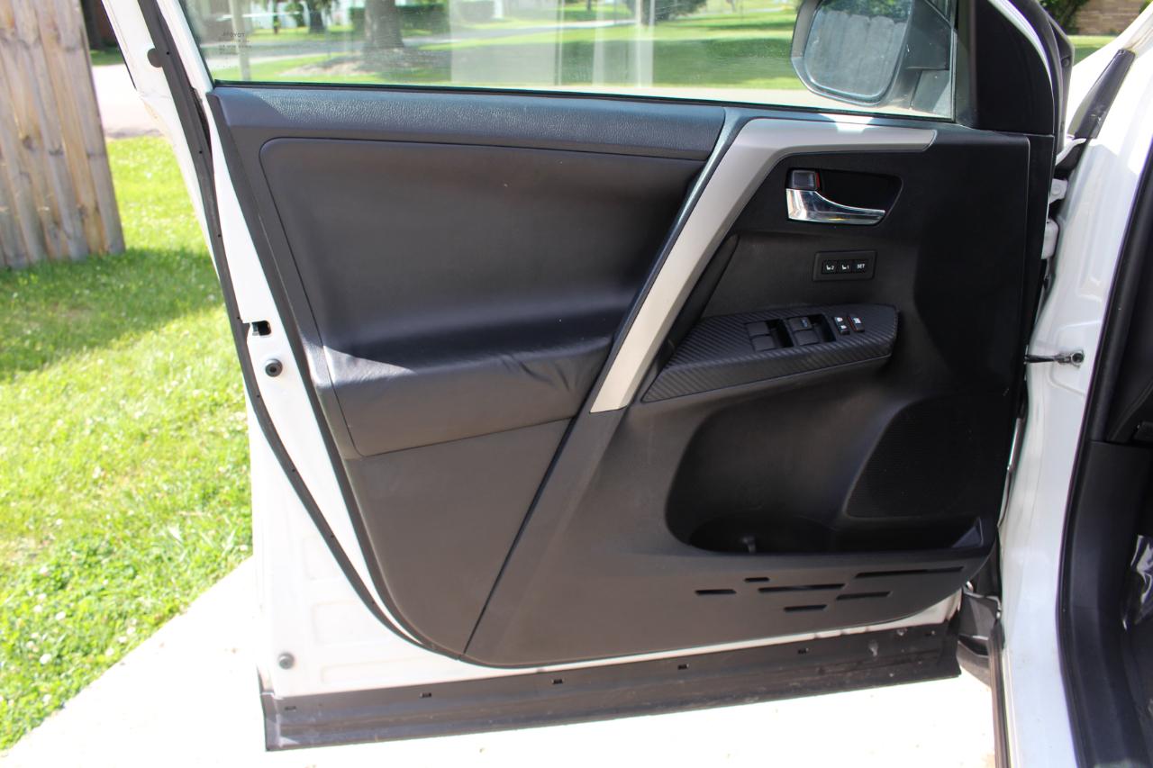Toyota RAV4 Limited AWD 2014