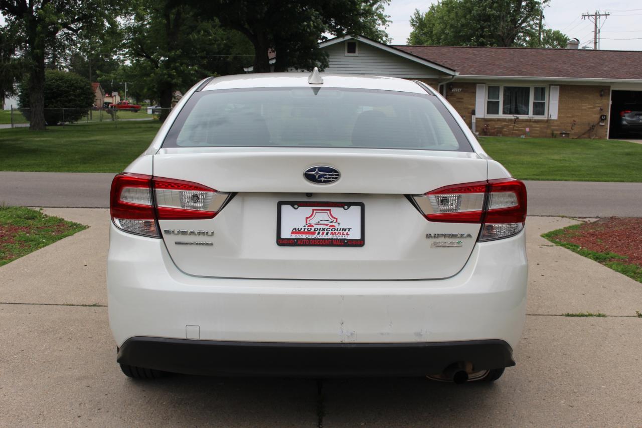 Subaru Impreza 2.0i Premium CVT 4-Door 2017
