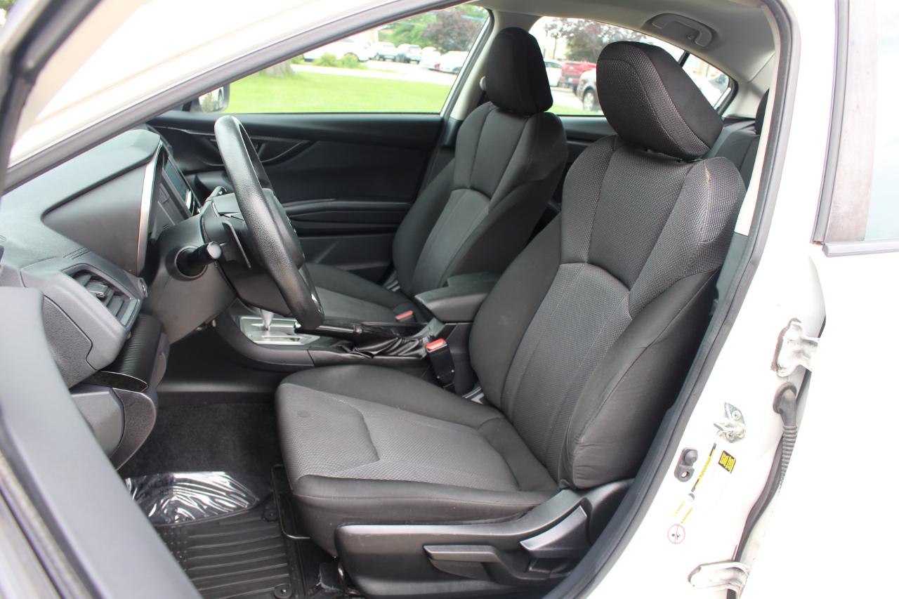 Subaru Impreza 2.0i Premium CVT 4-Door 2017