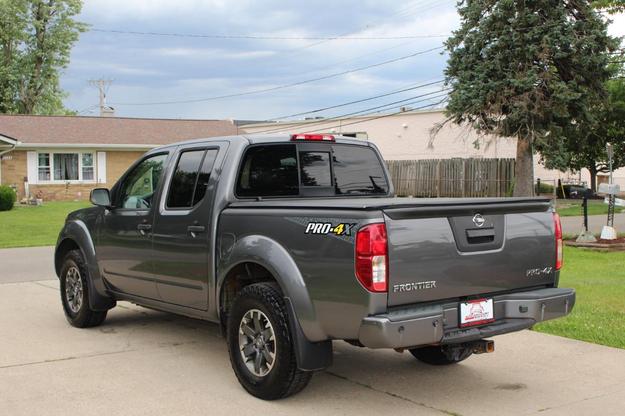 Nissan Frontier PRO-4X Crew Cab 4WD 2019