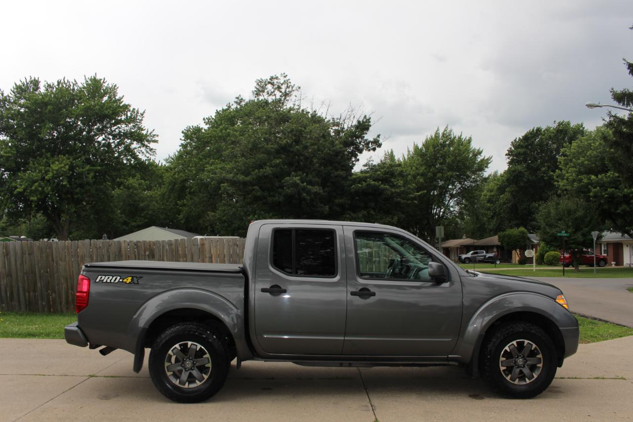 Nissan Frontier PRO-4X Crew Cab 4WD 2019